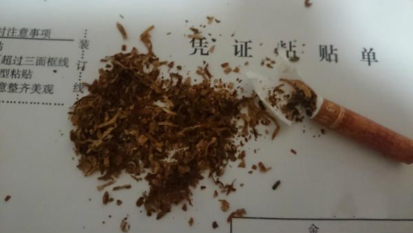 好貓盛世真假辨別 細(xì)節(jié)4